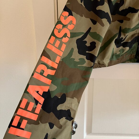 Smoke Rise Red Cropped Long Sleeve Pullover Hoodie Cropped Top Shirt Camo Sz M - Picture 5 of 14